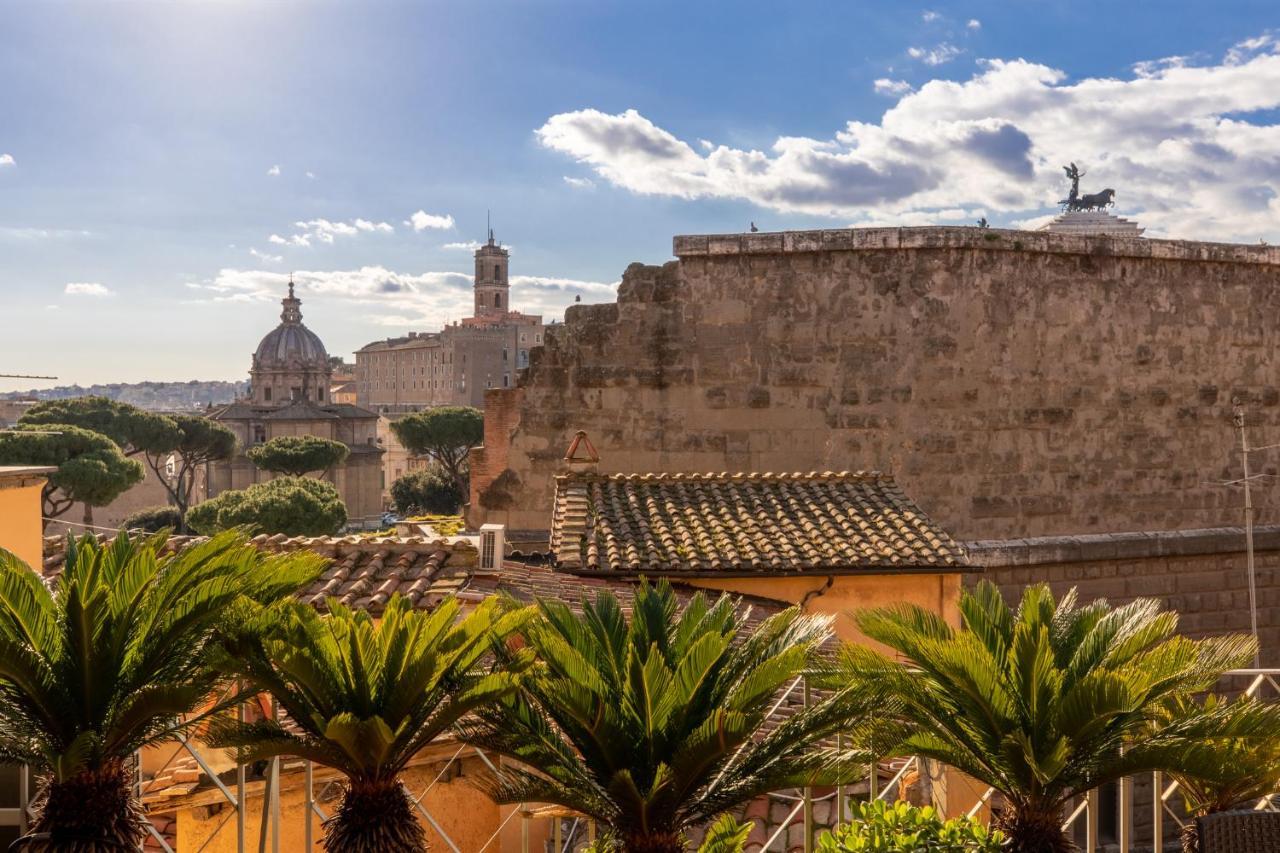 Iflat Incredible View Of The Roman Forum Exterior photo